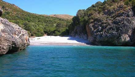 Parco Nazionale del Cilento: la spiaggia di Cala Bianca