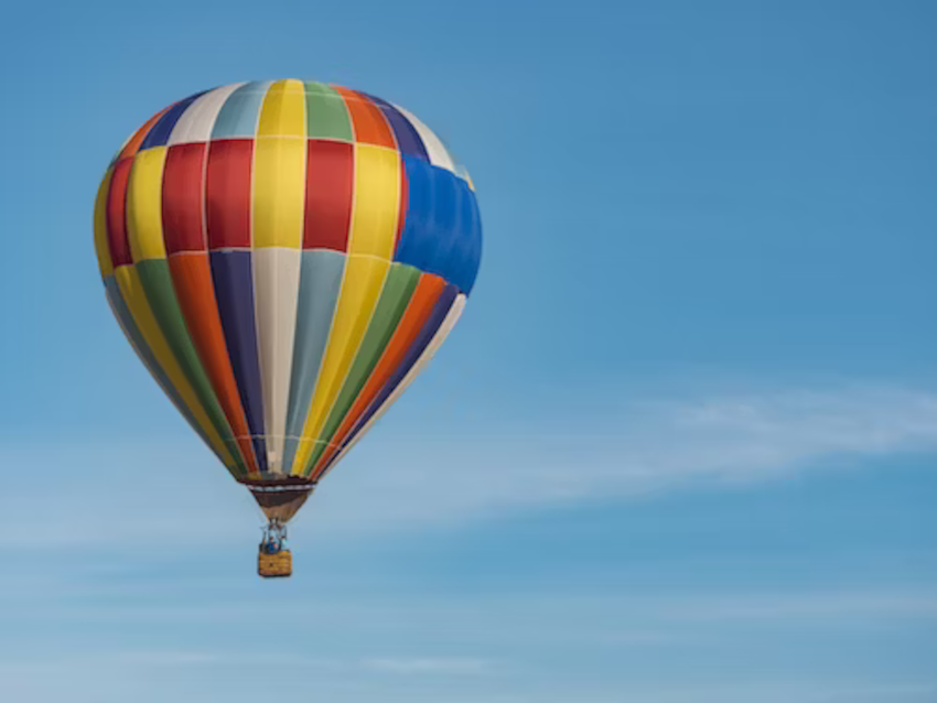 Vivi l'Emozione del Volo in Mongolfiera sulla Sila, Calabria